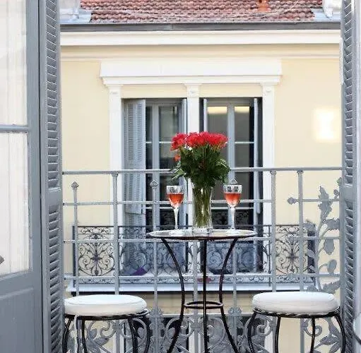 Sunny Corner Nizza